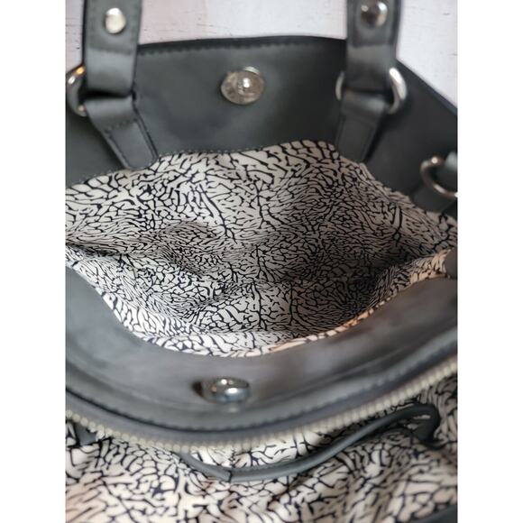 Inc International Concepts Remmey Large Satchel Missing Strap - Picture 5 of 15